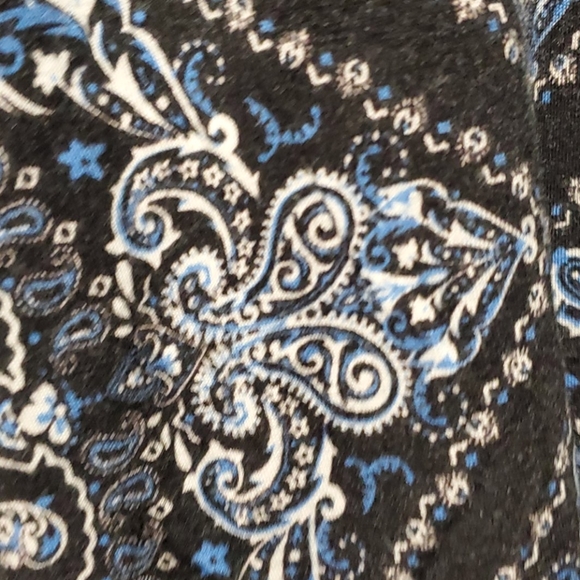 Flattering tank - Picture 4 of 4